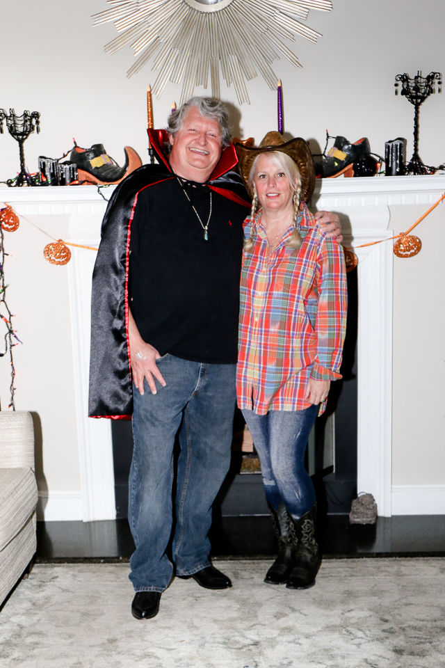 Meeting Place Mission Halloween Party_Morganton Community House 2019-9117.JPG